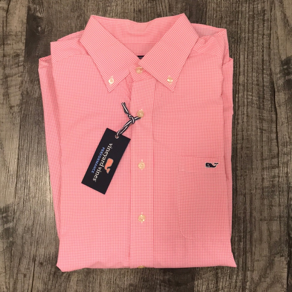 NWT Vineyard Vines performance button down shirt